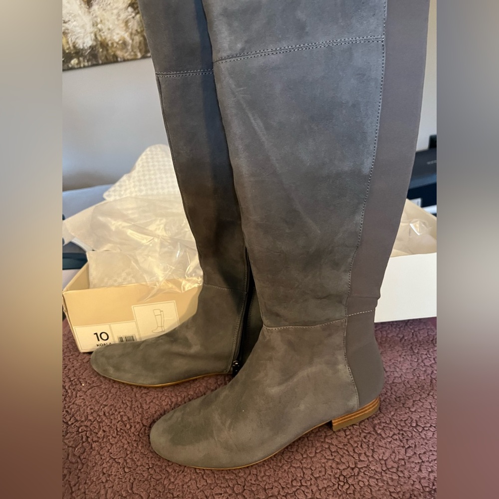 Gray banana republic suede boots size 10, worn a few times